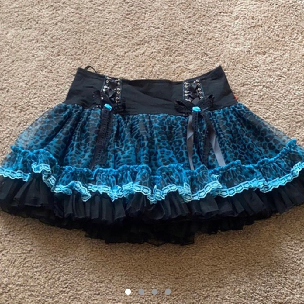 ISO TRIPP NYC BLUE SKIRT